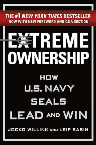 Boekomslag van Extreme Ownership door Jocko Willink and Leif Babin